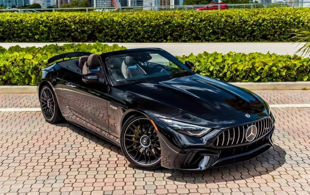 Exterior view of 2023 Mercedes-Benz SL for a Miami drive